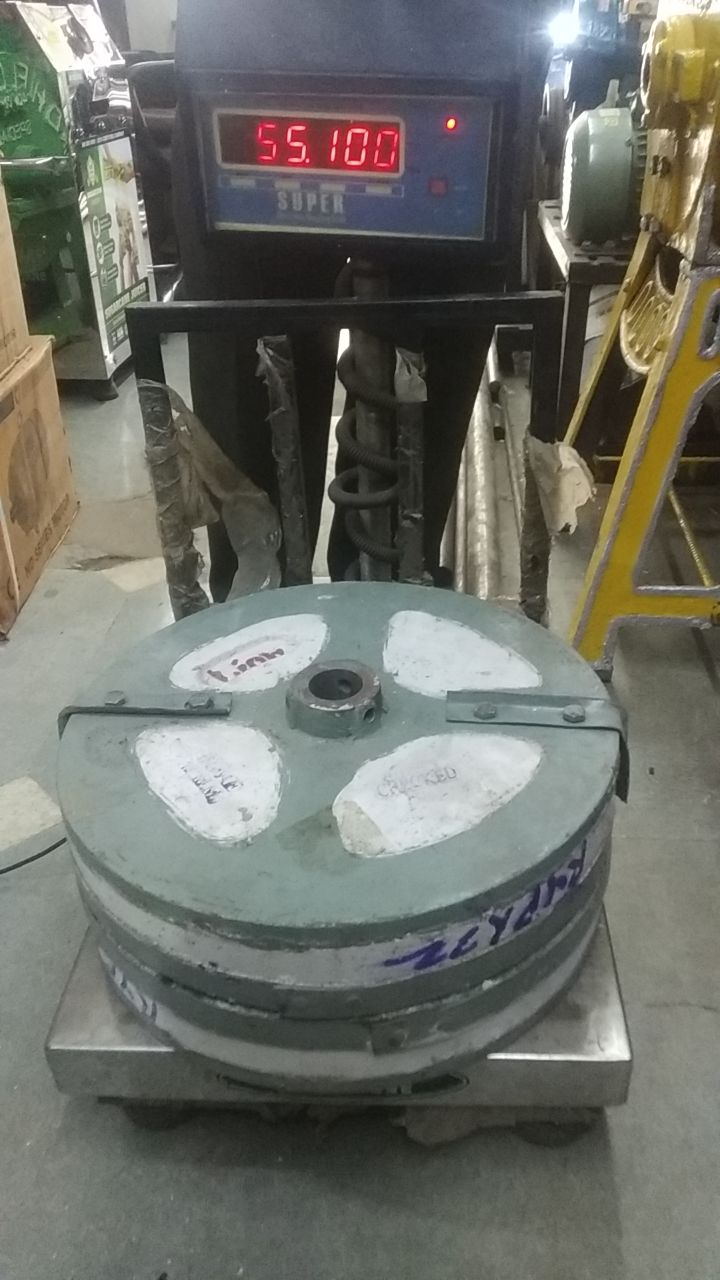 Vertical Flour Mill Stone Lion 16 inch (Black Emery)